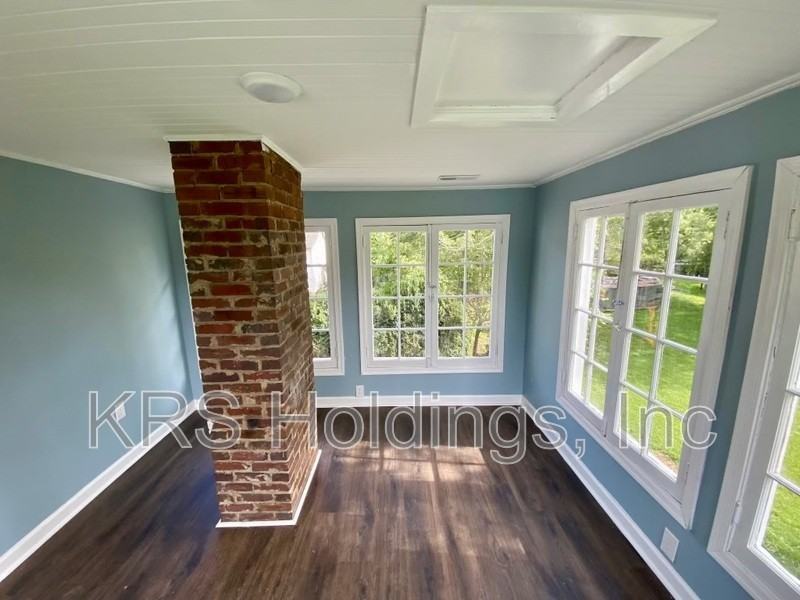 2370 Proffit Rd - Photo 7 of 11