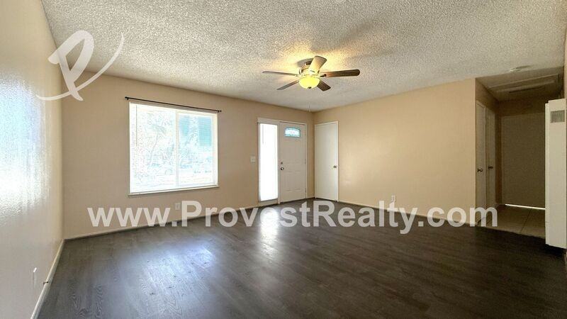 16352 Vine St - Photo 4 of 19