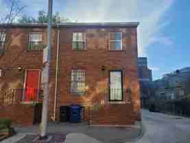 418 N Washington St - Photo 1 of 1