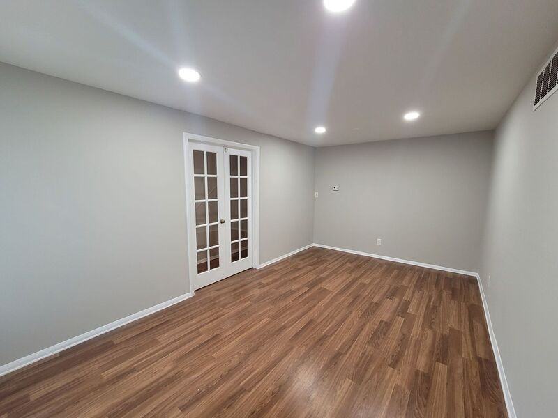 418 N Washington St - Photo 5 of 19