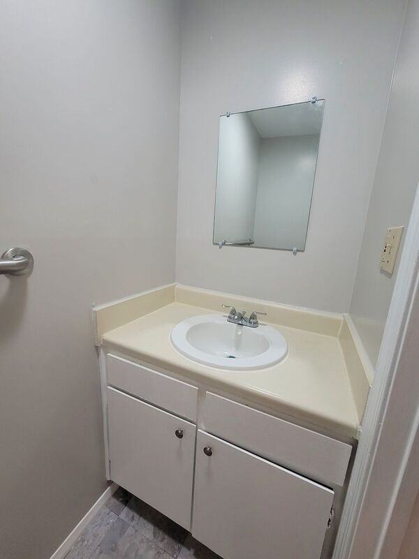 418 N Washington St - Photo 7 of 19
