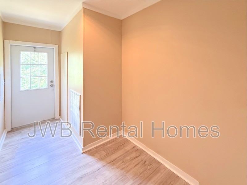 8146 Texas St - Photo 7 of 24