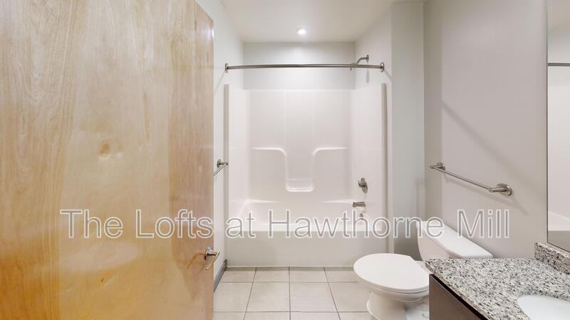 1101 Hawthorne Ln #237 - Photo 7 of 8
