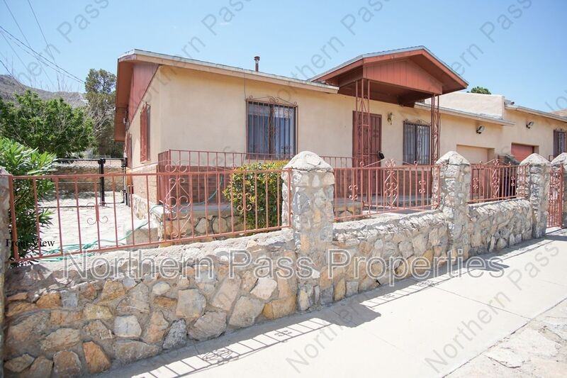 2630 Mountain Ave #B - Photo 2 of 20