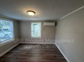 featured image of 930 Dixie St
