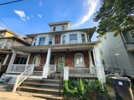 featured image of 226 E Ettwein St
