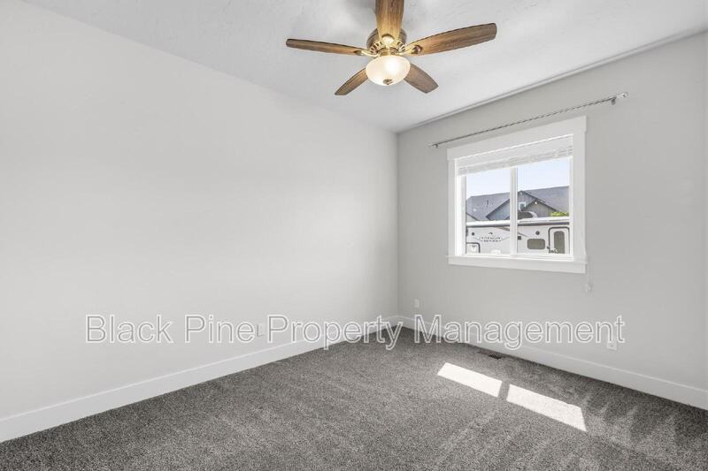 7634 S Wagons West Ave - Photo 6 of 43