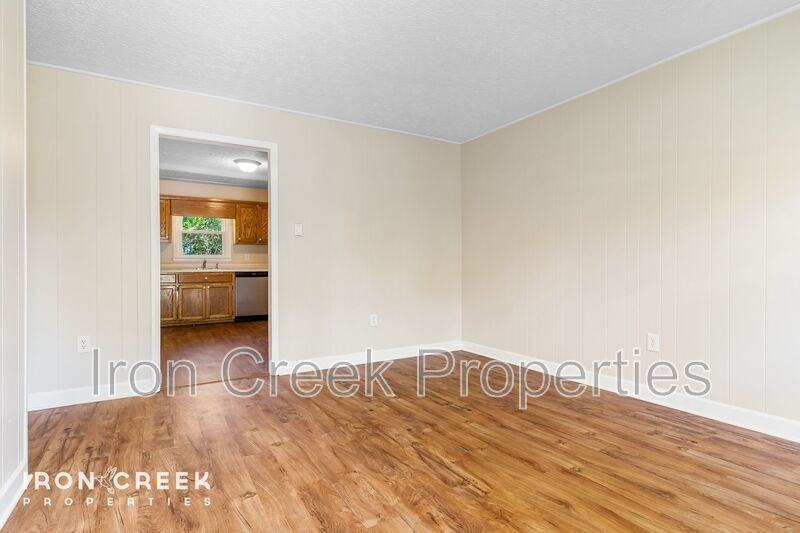 250 Avena Rd #11 - Photo 3 of 16