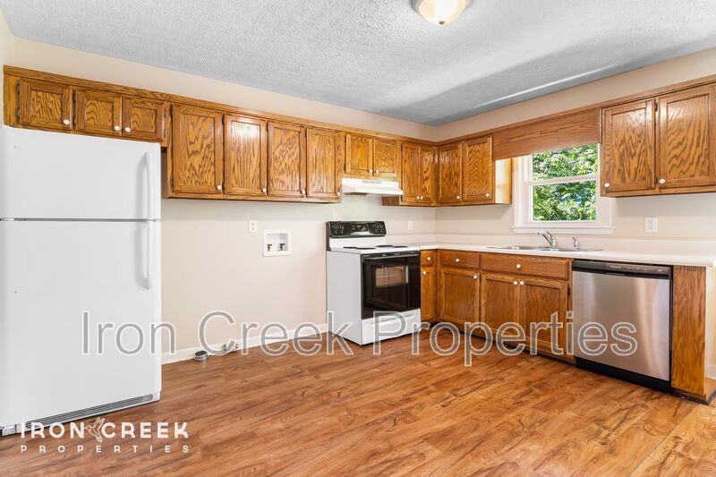 250 Avena Rd #11 - Photo 6 of 16