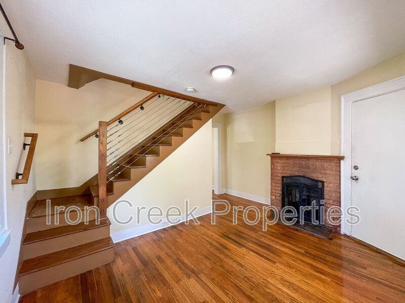 10 Latta St #A - Photo 3 of 21