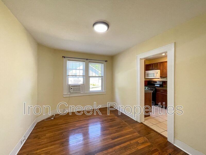 10 Latta St #A - Photo 6 of 21