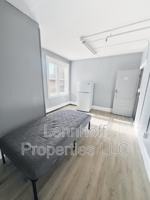 featured image of 32 Lawrence St #29