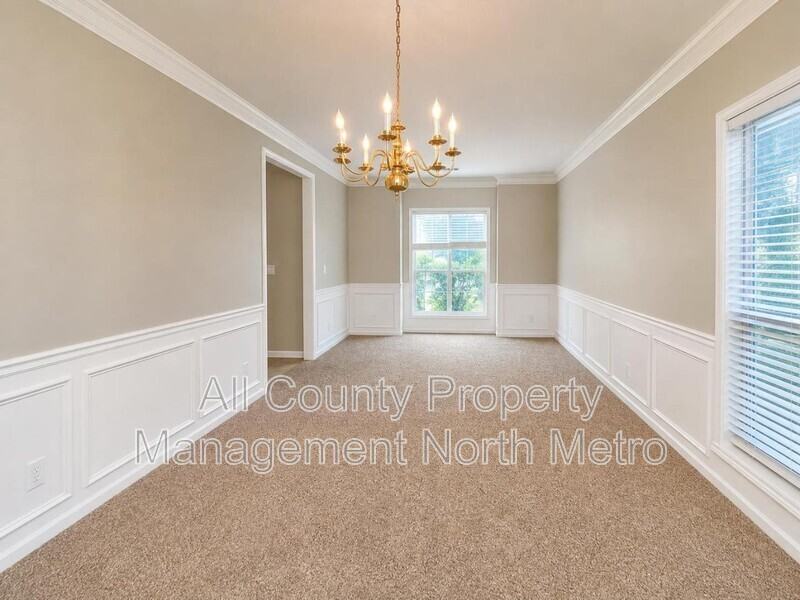 550 Elgaen Ct - Photo 6 of 14