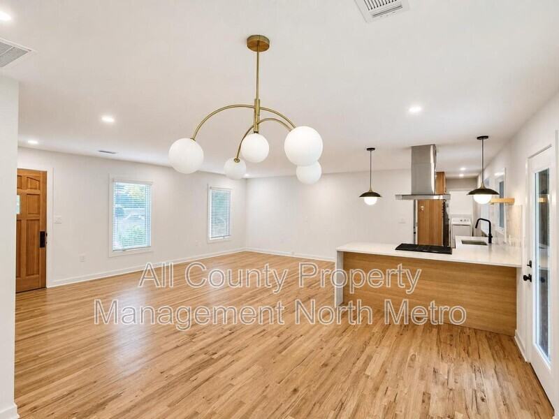 4335 King Springs Rd Se - Photo 7 of 21