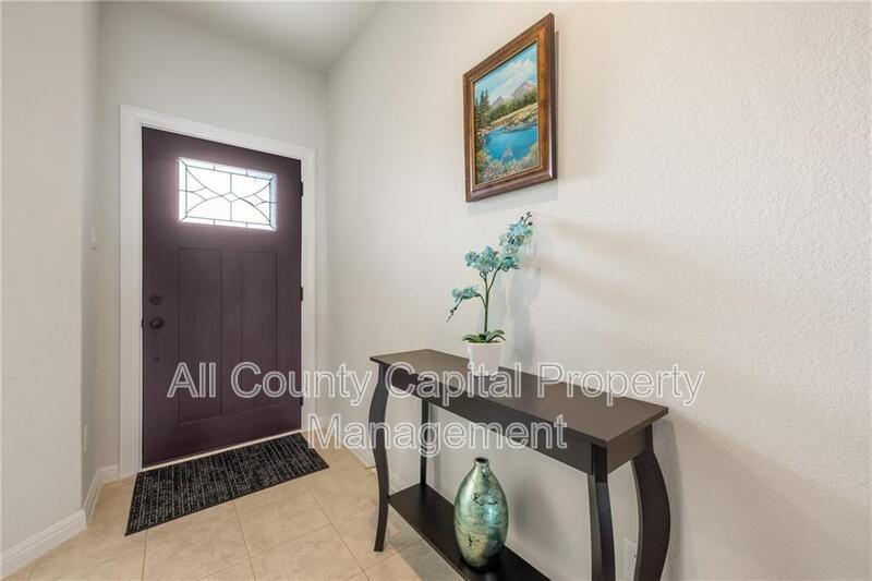 227 Everglade Dr #227 - Photo 3 of 15