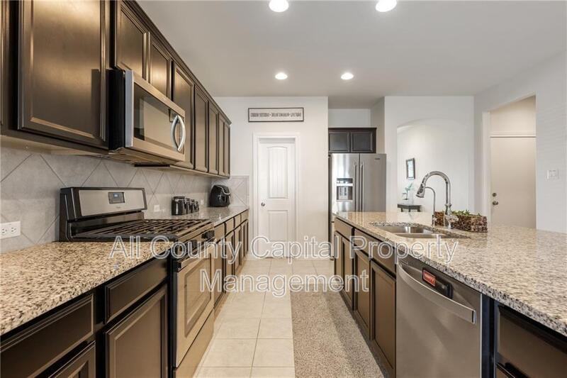 227 Everglade Dr #227 - Photo 5 of 15