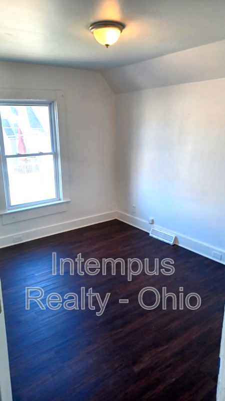 2070 W 105th St - Photo 5 of 19
