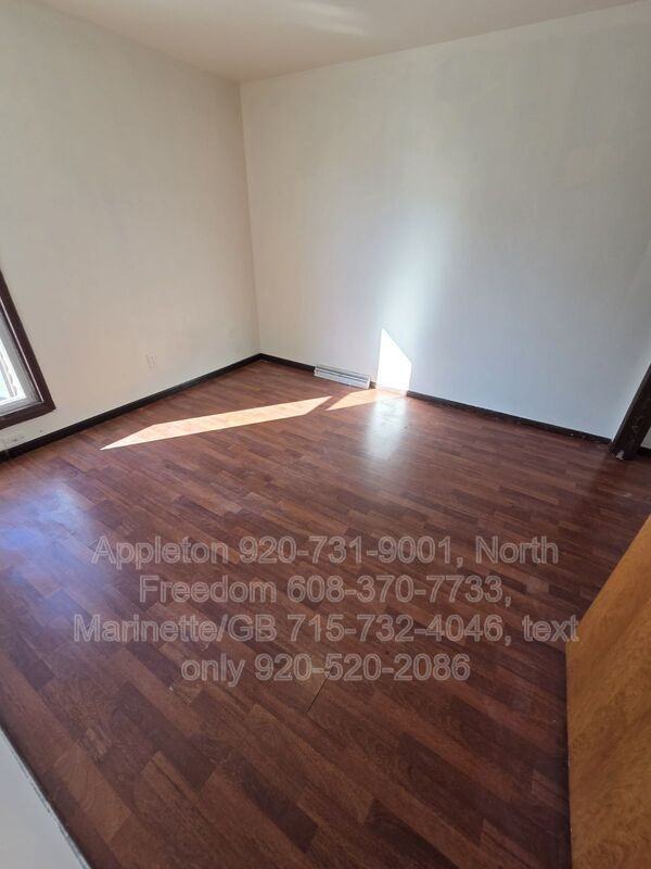 560 Spinnaker Ln #560 - Photo 3 of 6