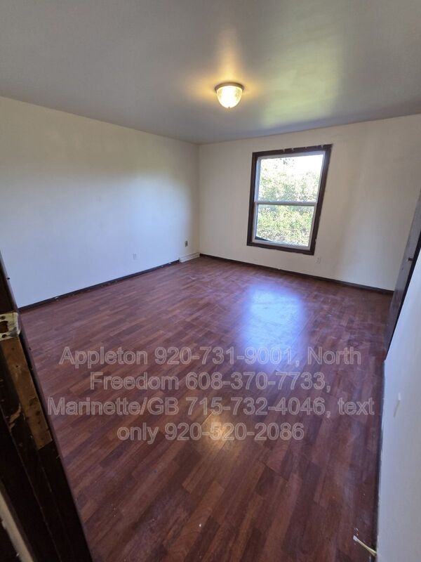560 Spinnaker Ln #560 - Photo 4 of 6