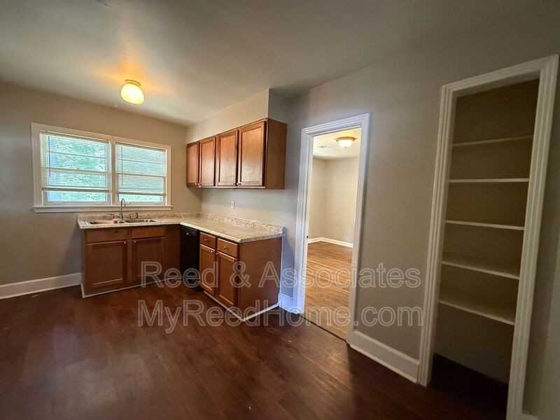 7618 Marvin Rd - Photo 3 of 10