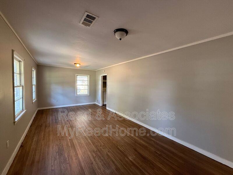 7618 Marvin Rd - Photo 5 of 10