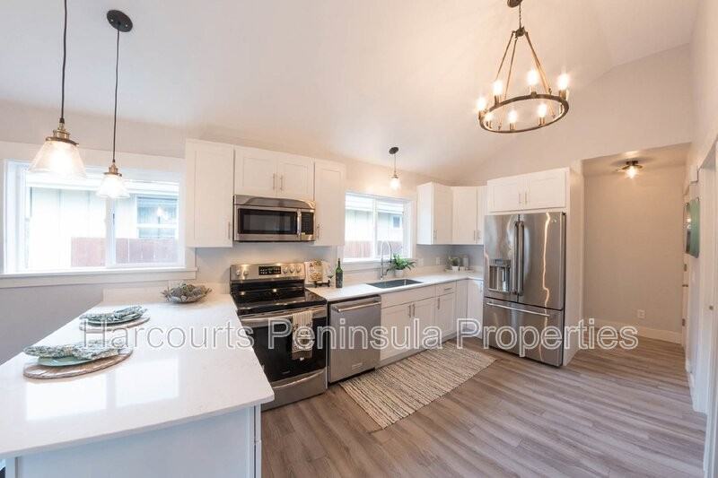 2123 8th St - Photo 6 of 21