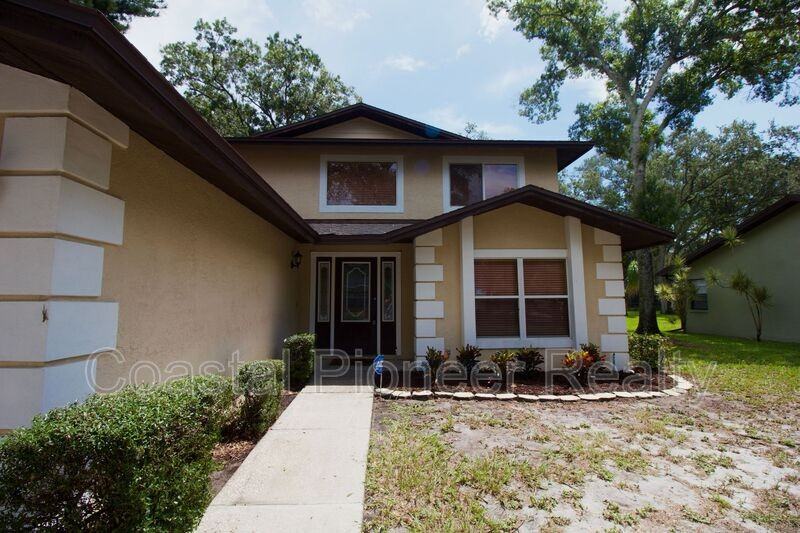 1817 Laurence Ct - Photo 3 of 32