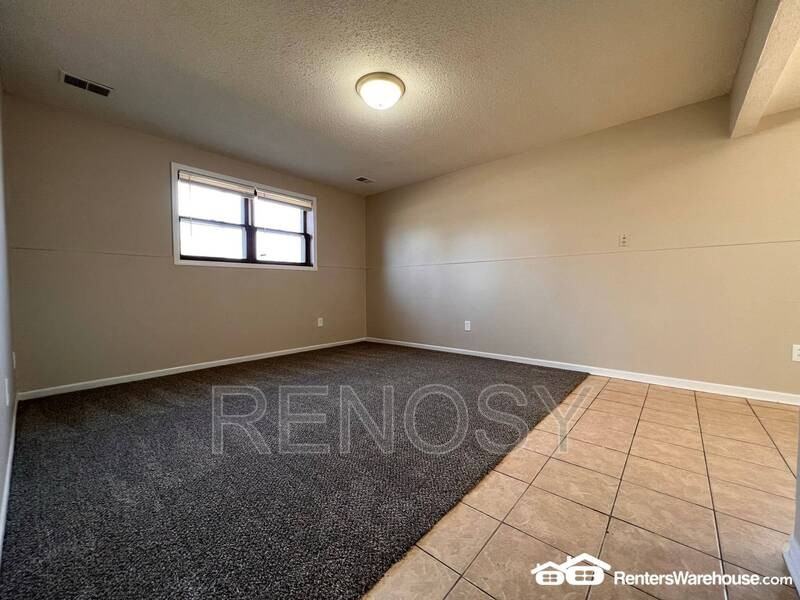 917 Maury St - Photo 2 of 15