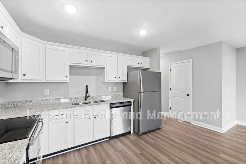 580 Heritage Pointe Dr #407 - Photo 5 of 15