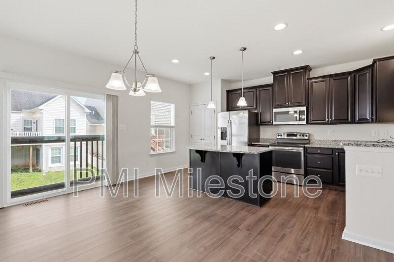 72 Norwood Dr - Photo 6 of 39