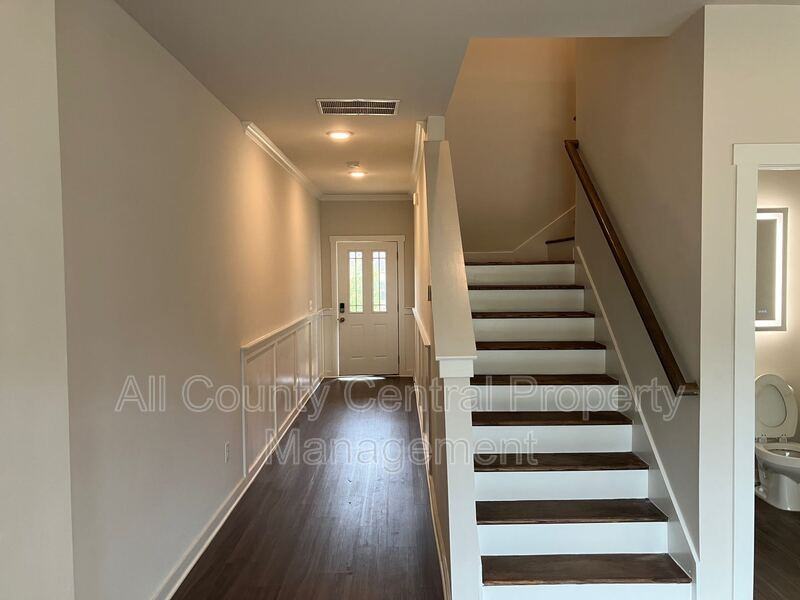 8209 Owen Park Dr - Photo 5 of 18