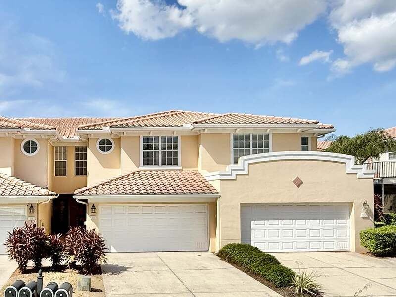 131 Valencia Cir - Photo 2 of 50