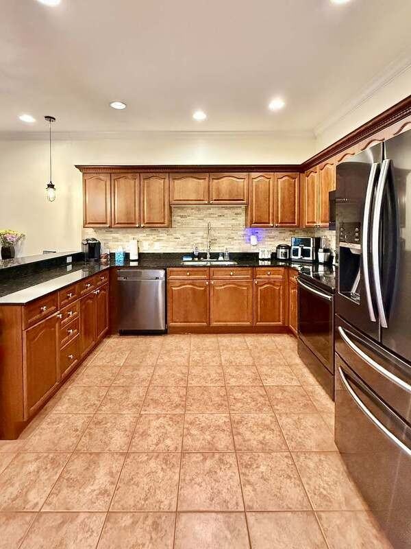 131 Valencia Cir - Photo 6 of 50