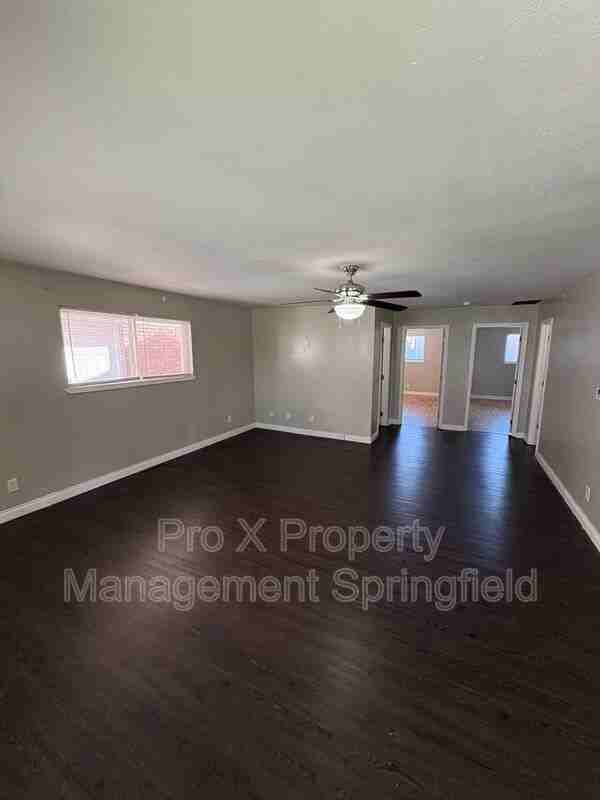 2929 E University St #2 - Photo 2 of 14