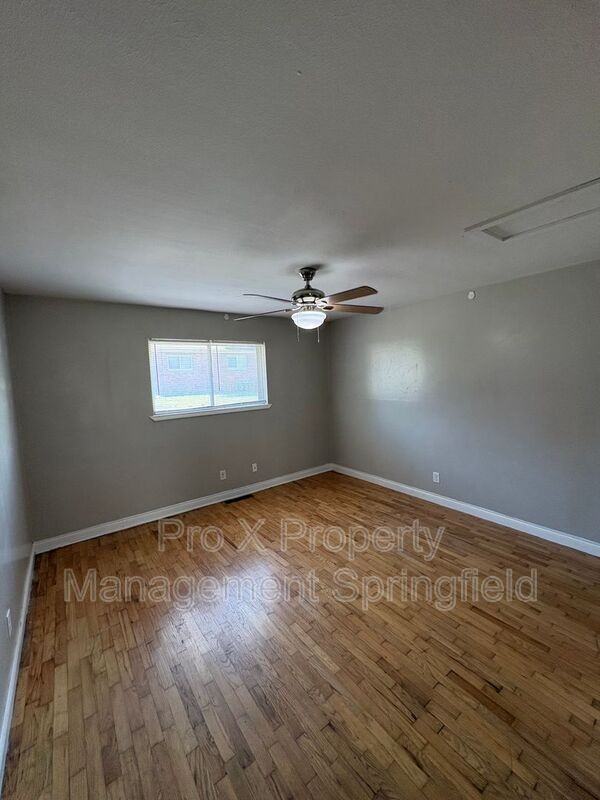2929 E University St #2 - Photo 6 of 14