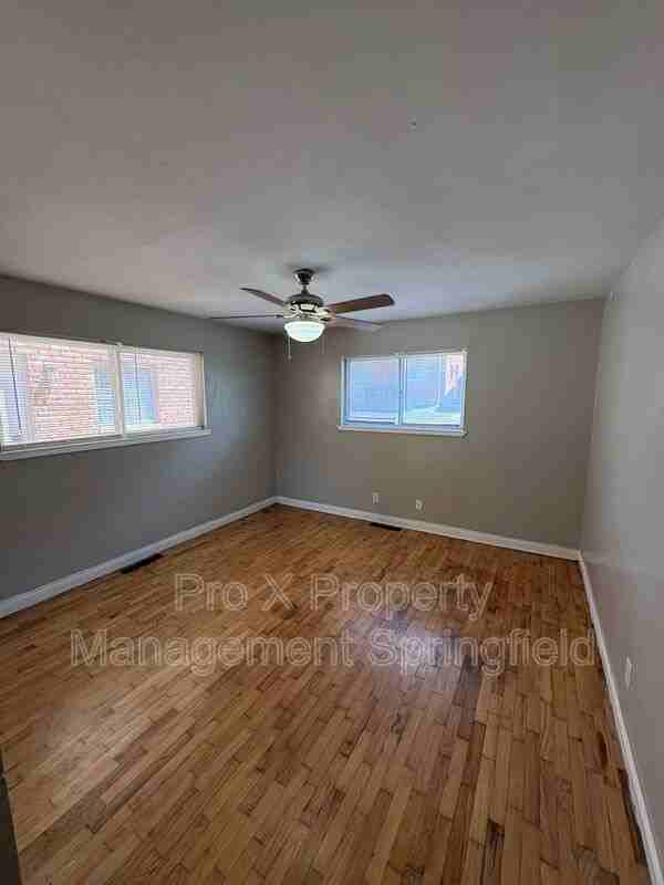 2929 E University St #2 - Photo 7 of 14