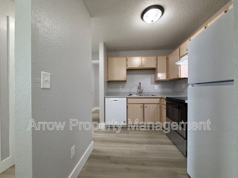 1216 S 2nd St #102 - Photo 3 of 19
