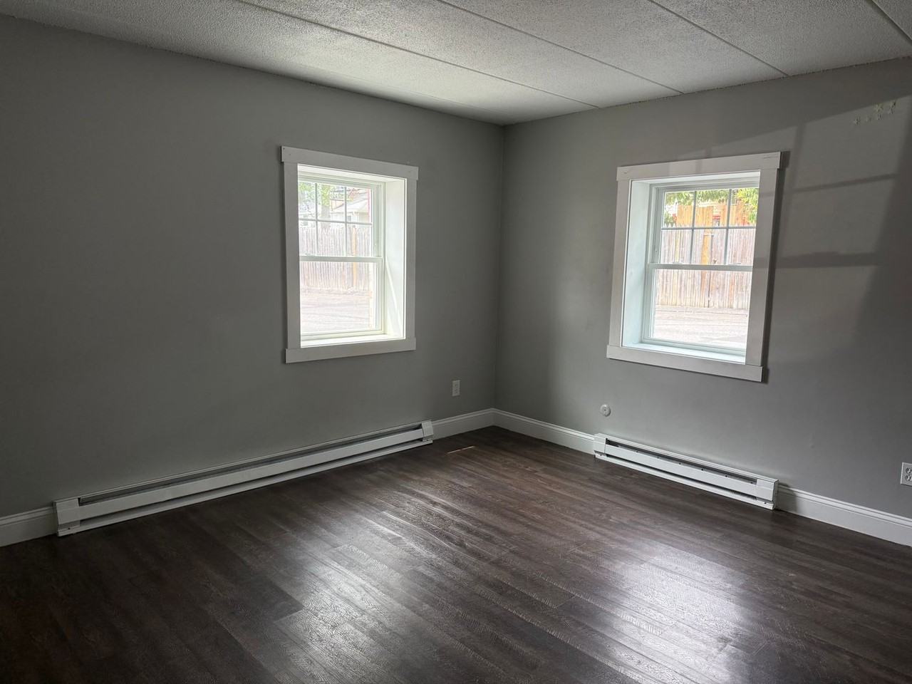 258 Union Ave - Photo 2 of 7