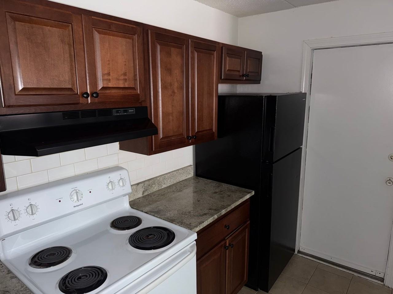 258 Union Ave - Photo 7 of 7