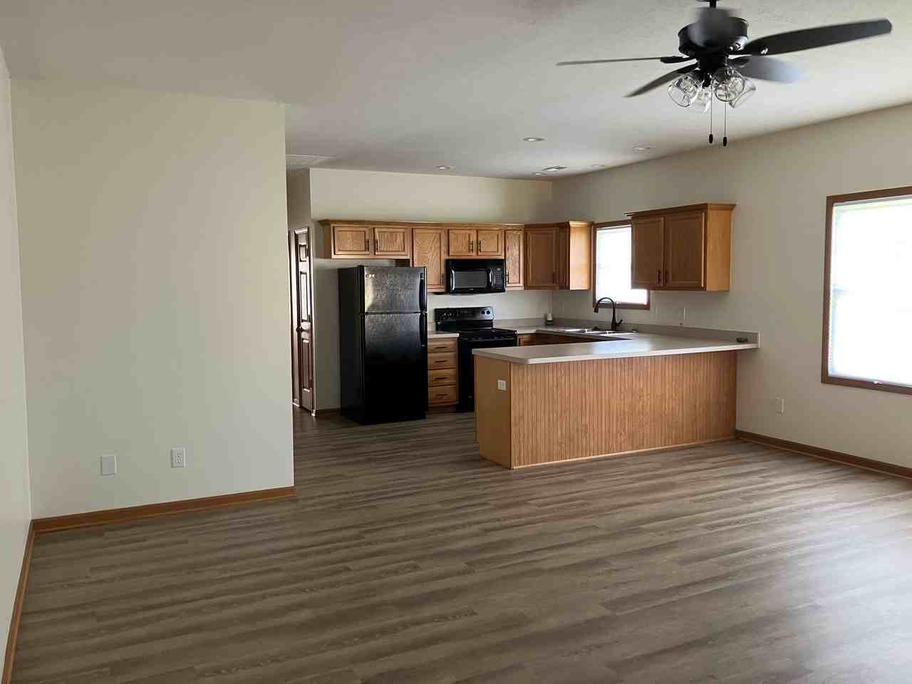 1023 Laurel Tree Ct - Photo 2 of 19