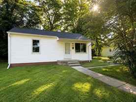908 N Gregory St - Photo 1 of 1