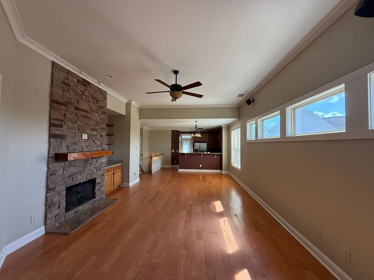 263 Solamere Ln - Photo 4 of 22