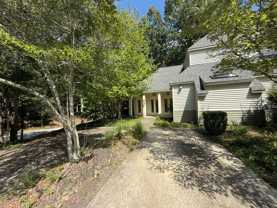 380 Butternut Dr - Photo 1 of 1