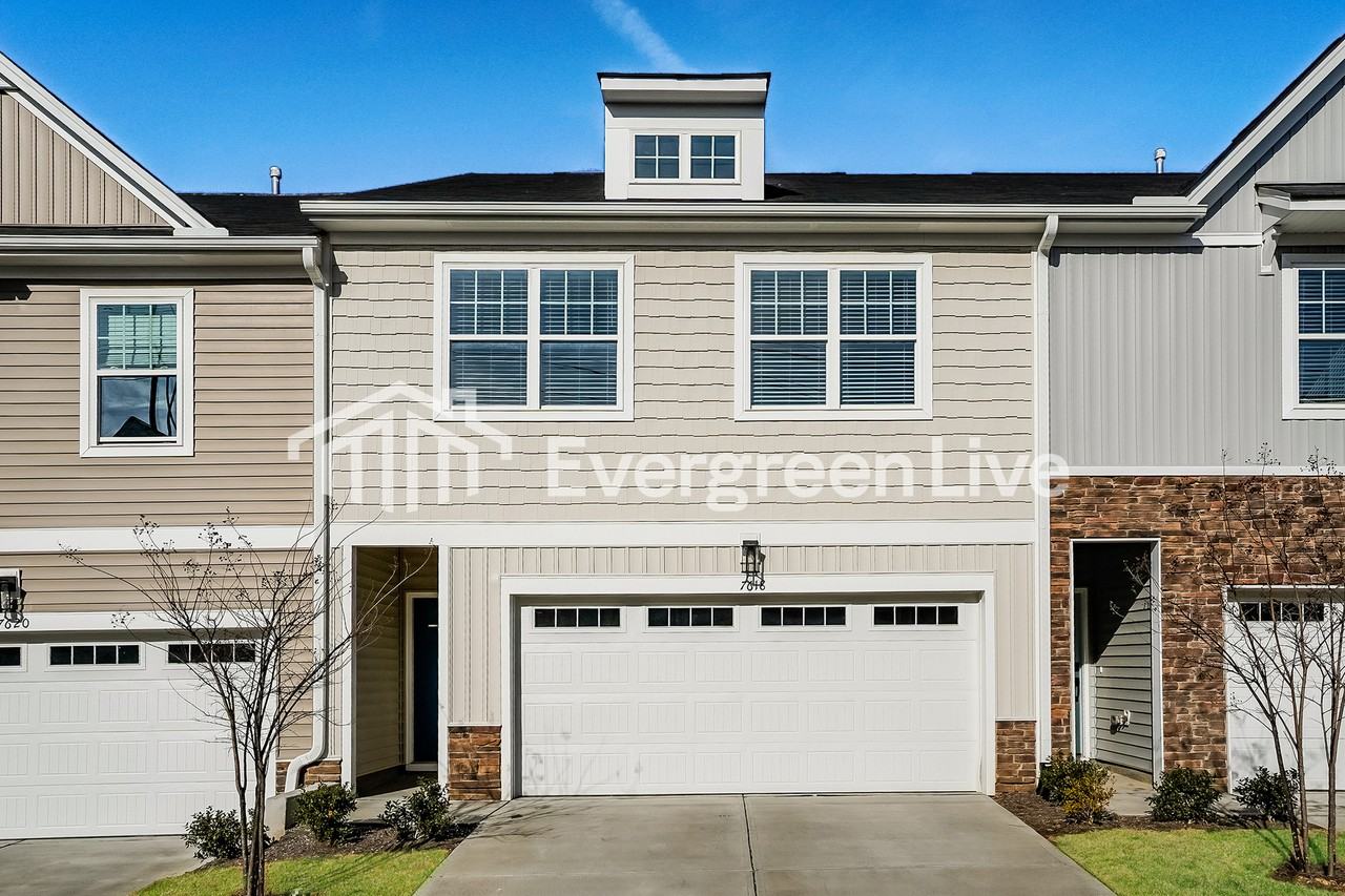 7639 Waypond Ct - Photo 2 of 16