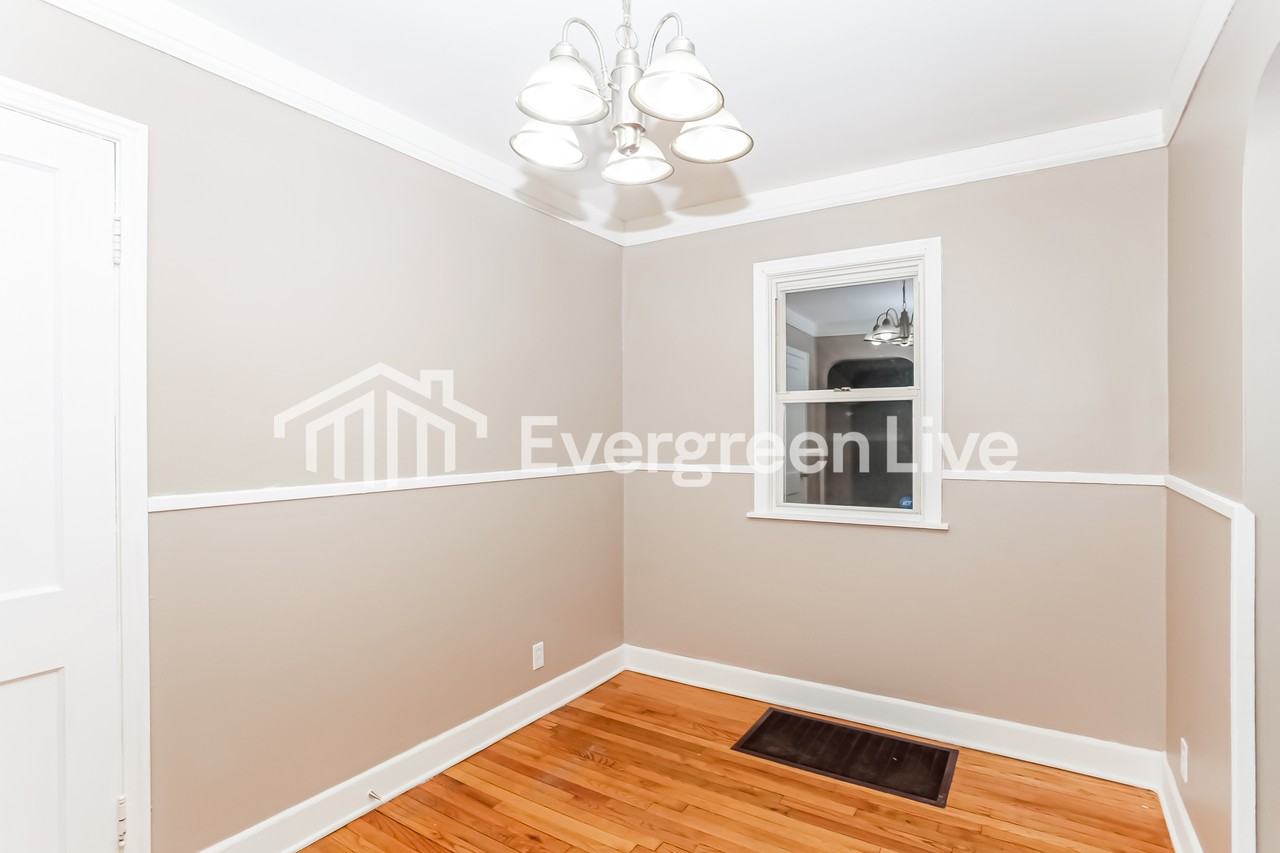 6950 Gloria Dr - Photo 4 of 13