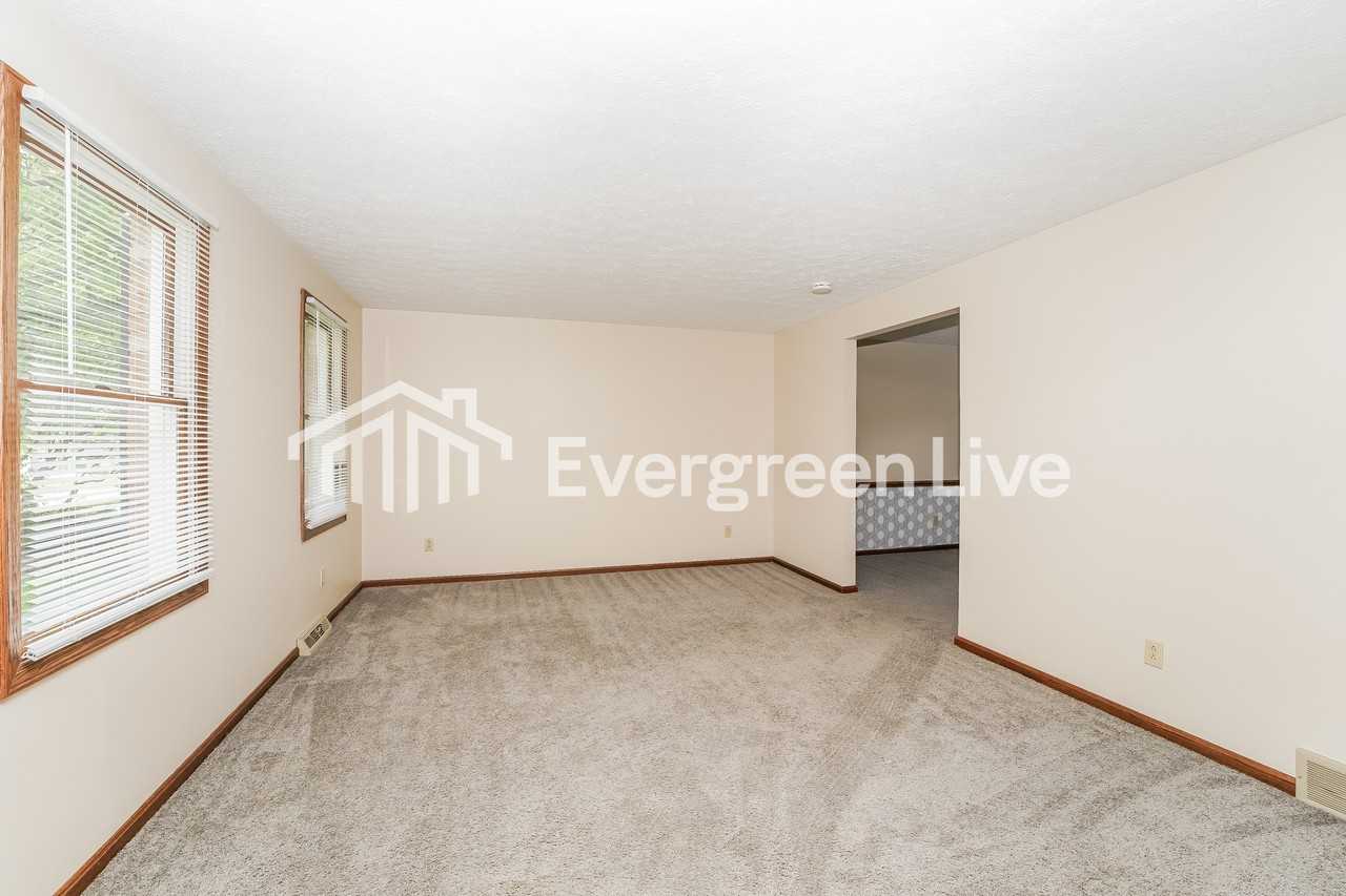 5618 Severn Cir Nw - Photo 5 of 13