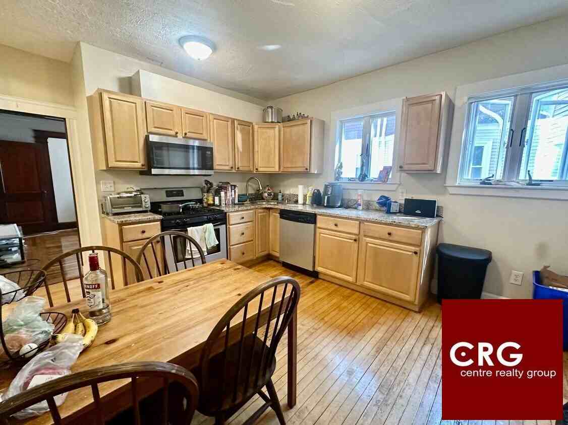 20 Sunset Rd #1 - Photo 2 of 10