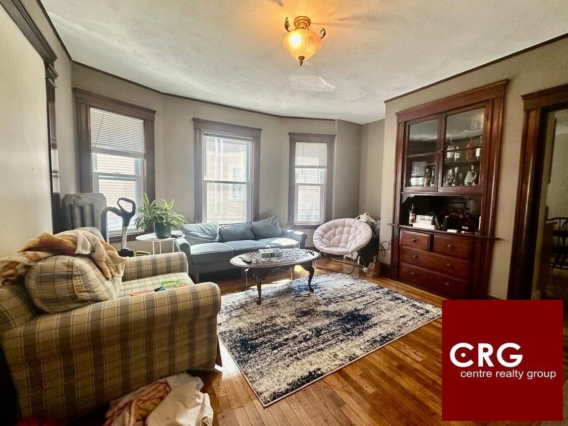 20 Sunset Rd #1 - Photo 3 of 10