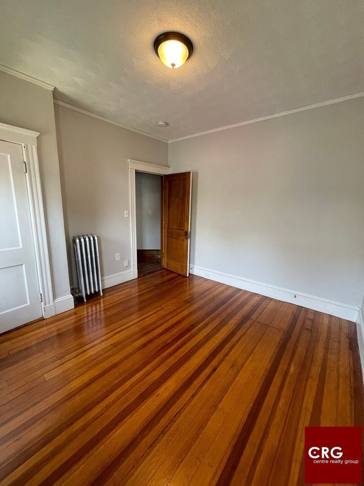 62 Adams St - Photo 2 of 11