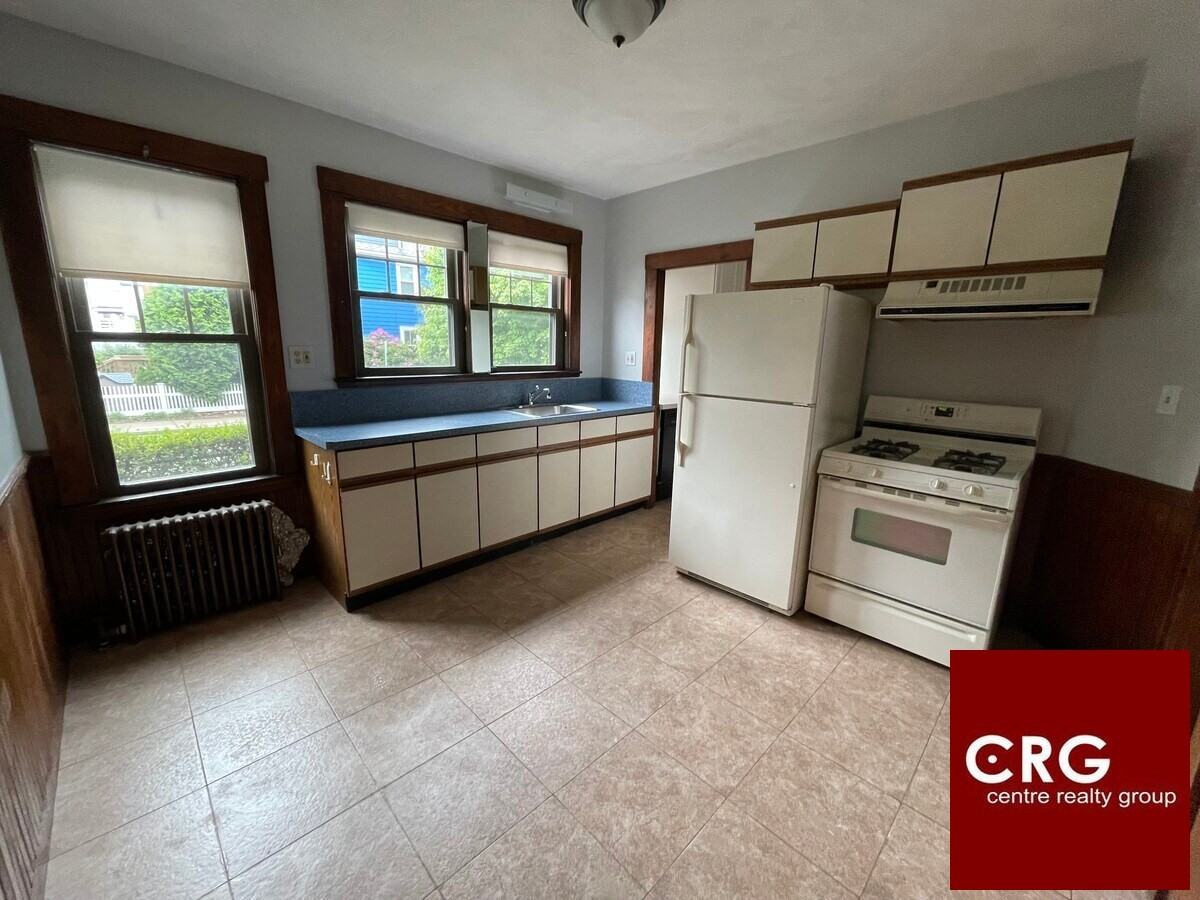 64 Adams St - Photo 2 of 6